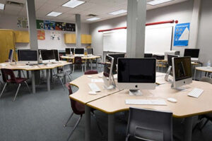 Burnaby-South-Secondary-Classroom-2-732x488